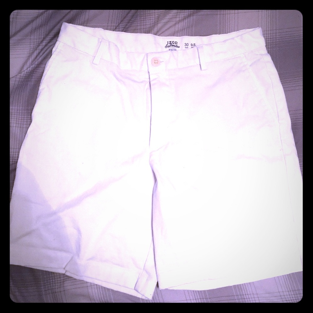 Izod golf shorts